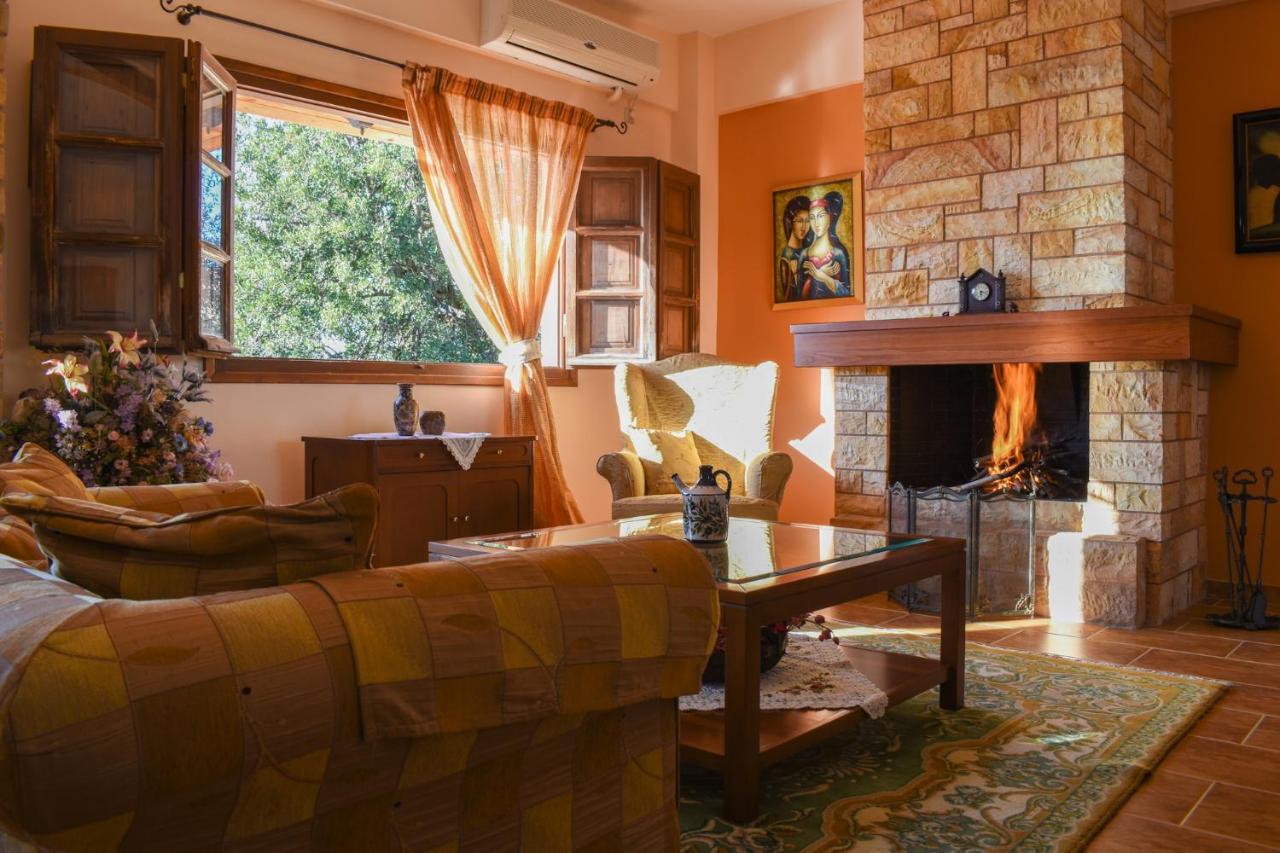 Amber Seaview Villa By The Olive Groves Kalamata Eksteriør billede