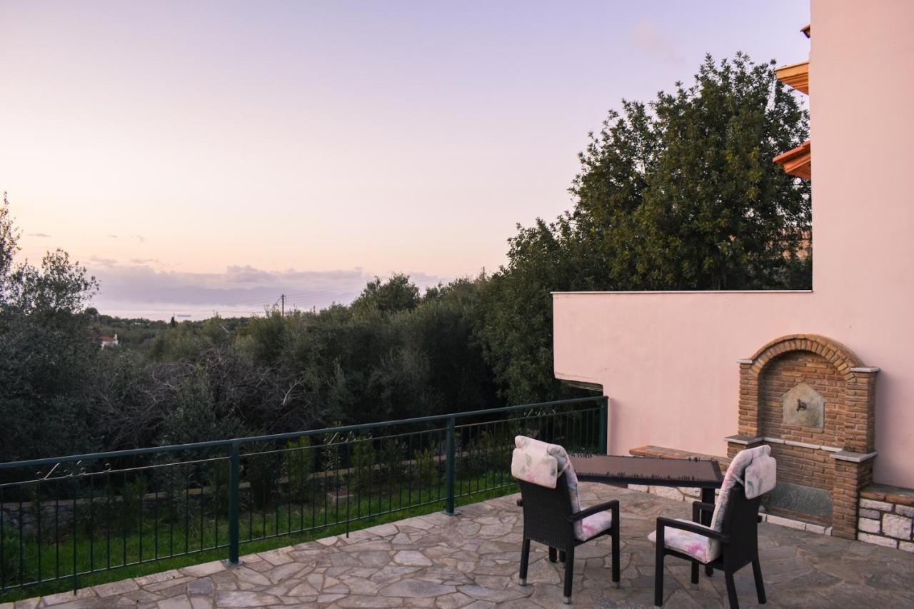 Amber Seaview Villa By The Olive Groves Kalamata Eksteriør billede